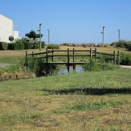 Jolie Mitoyenne Situee A 250 M De La Plage Holiday home Agde